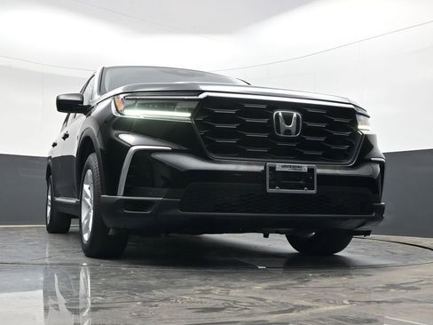 Used 2023 Honda Pilot LX image 28