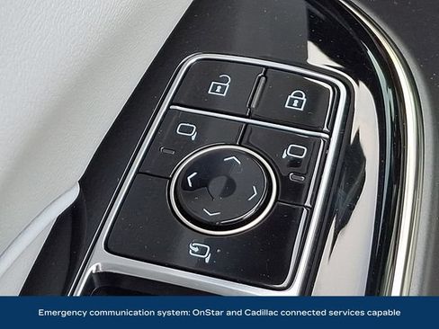 Used 2024 Cadillac Lyriq Luxury AWD/4WD image 16