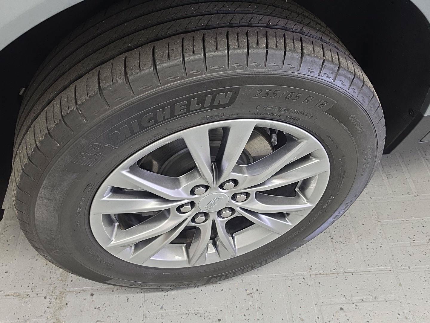 Used 2023 Cadillac XT5 Premium Luxury AWD/4WD image 23