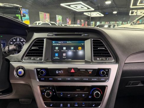 Used 2016 Hyundai Sonata Sport w/ Option Group 1V FWD image 13
