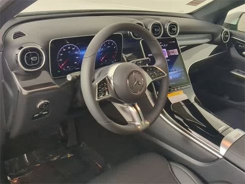 Certified 2026 Mercedes-Benz GLC 300 4MATIC image 9