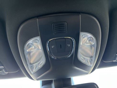 Used 2025 Jeep Compass Trailhawk AWD/4WD image 20