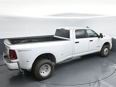 New 2026 RAM 3500 Big Horn image 38