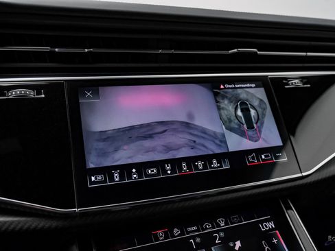 Used 2022 Audi RS Q8 image 47