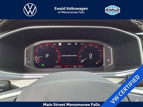 Certified 2025 Volkswagen Taos SEL w/ Black Wheel Plus Package AWD/4WD image 16