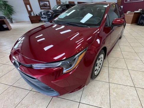 Used 2024 Toyota Corolla LE FWD image 1