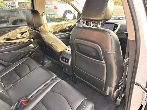 Used 2019 GMC Terrain SLT image 16