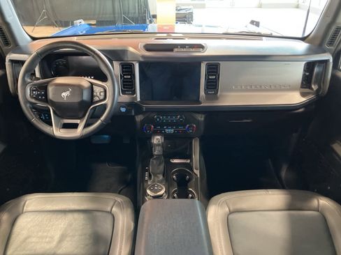 Used 2023 Ford Bronco Outer Banks image 25