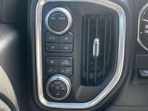 Used 2020 GMC Sierra 1500 AT4 w/ AT4 Premium Package AWD/4WD image 18