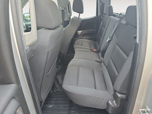 Used 2019 Chevrolet Silverado 1500 LT AWD/4WD image 22