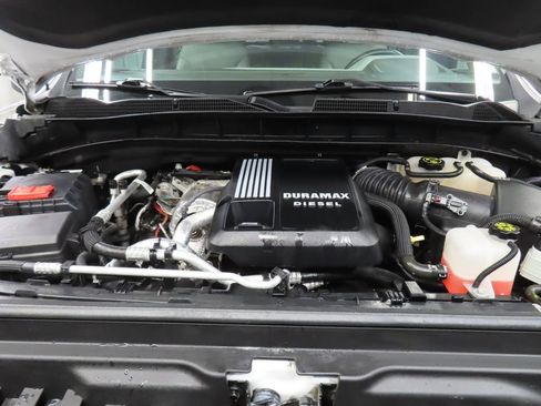 Used 2023 GMC Sierra 1500 SLT w/ SLT Convenience Package image 32