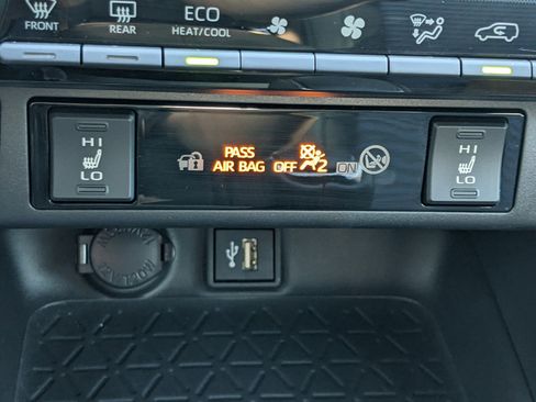 Used 2023 Toyota RAV4 XSE image 27