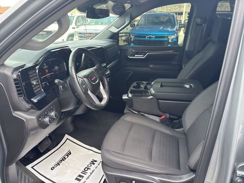 Certified 2025 GMC Sierra 1500 Elevation image 16