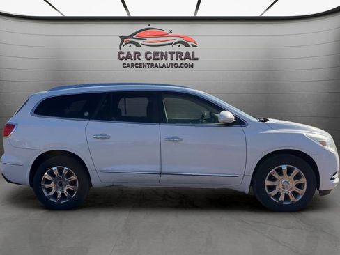 Used 2017 Buick Enclave Leather AWD/4WD image 4