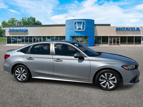 Certified 2022 Honda Civic LX image 3