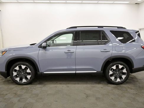 New 2026 Honda Pilot Touring image 4
