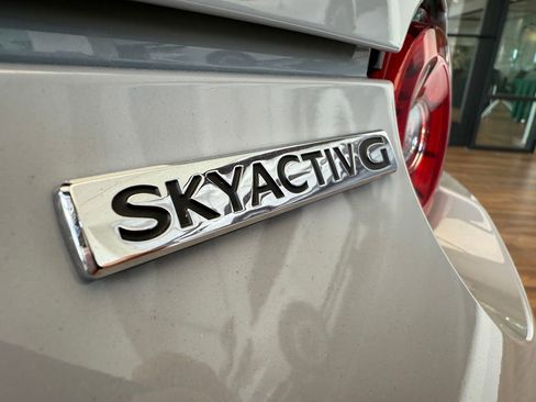 New 2025 MAZDA MX-5 Miata RF Grand Touring image 26