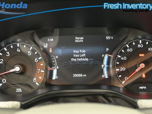 Used 2025 Jeep Compass Latitude AWD/4WD image 15