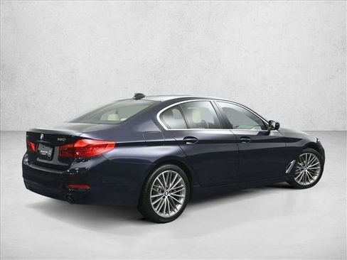 Used 2019 BMW 530i xDrive AWD/4WD image 2