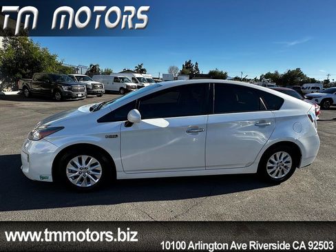 Used 2014 Toyota Prius Prime Plug-In Hybrid image 3