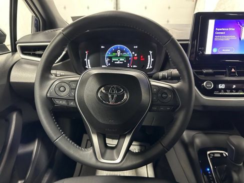 Used 2026 Toyota Corolla SE FWD image 18