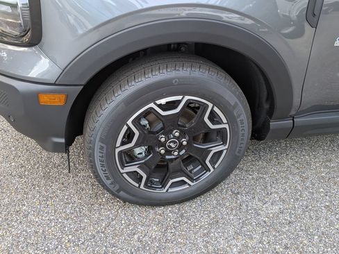 New 2025 Ford Bronco Sport Outer Banks w/ Outer Banks Tech Package+ AWD/4WD image 14