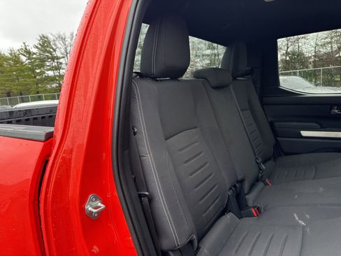 Used 2024 Toyota Tacoma TRD Sport image 16