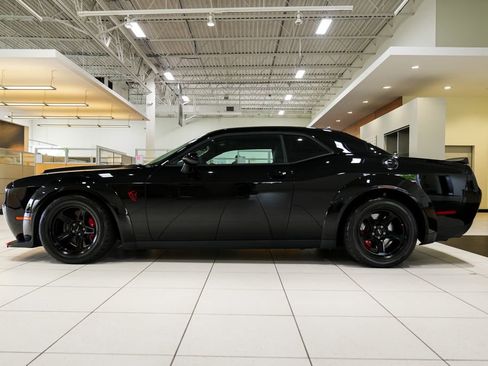 Used 2018 Dodge Challenger SRT Demon RWD image 6