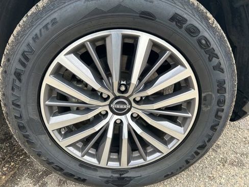 Certified 2024 Nissan Armada SL w/ Captain's Chairs Package image 26