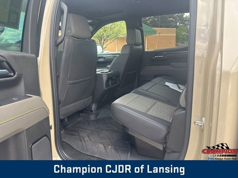 Used 2022 Chevrolet Silverado 1500 ZR2 AWD/4WD image 22