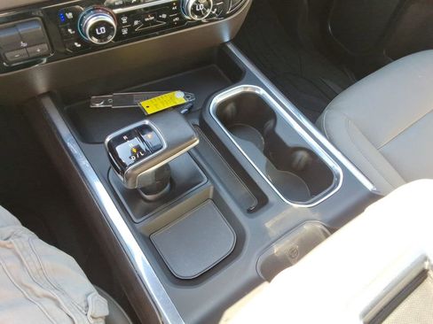 Certified 2022 GMC Sierra 1500 SLT w/ SLT Premium Plus Package image 37