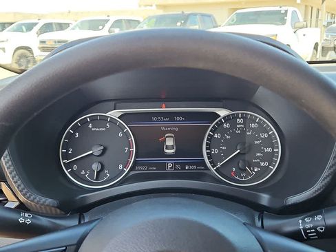 Used 2025 Nissan Sentra SV w/ Trunk Package FWD image 22