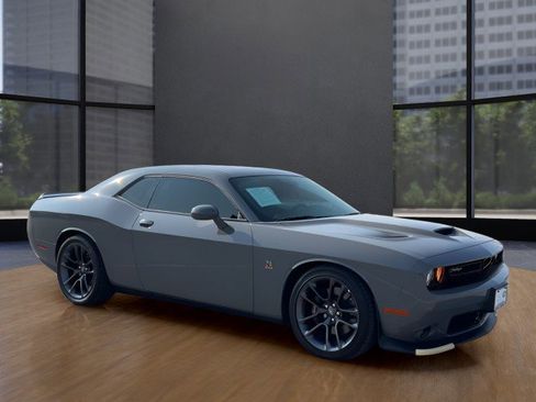 Used 2023 Dodge Challenger R/T Scat Pack w/ Plus Package image 7