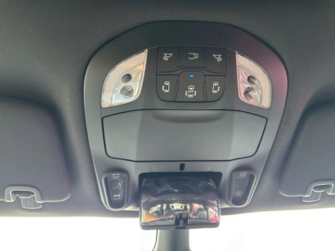 New 2026 Chrysler Pacifica Limited FWD image 37