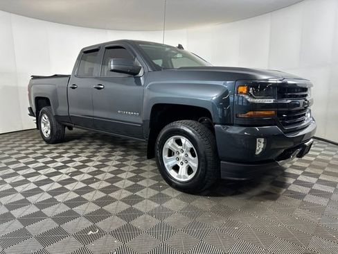 Used 2018 Chevrolet Silverado 1500 LT w/ All Star Edition image 2