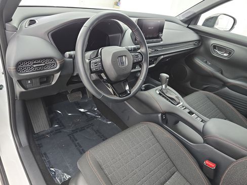 Certified 2025 Honda HR-V Sport image 15