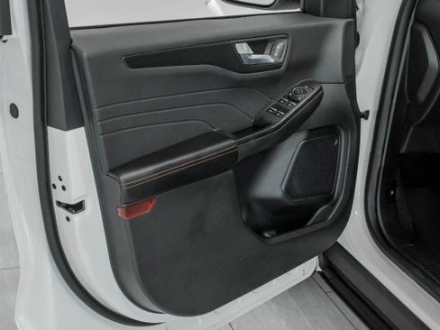 Used 2024 Ford Escape ST-Line w/ Tech Pack #1 image 38