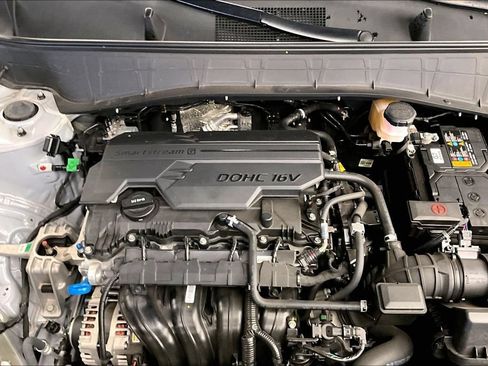 Used 2025 Hyundai Kona SEL FWD image 31