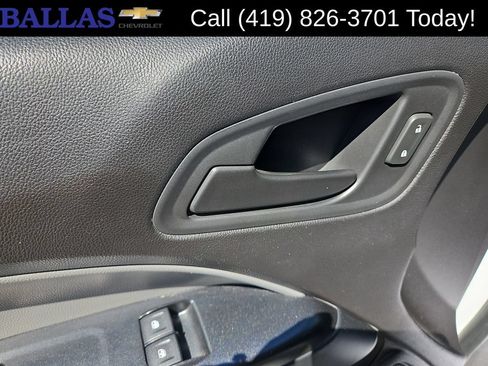 Used 2017 Chevrolet Colorado W/T RWD image 23