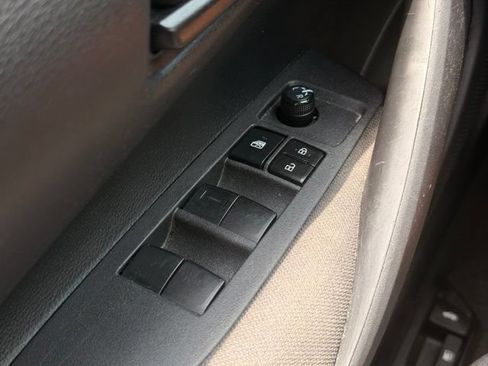 Used 2024 Toyota Corolla LE FWD image 24