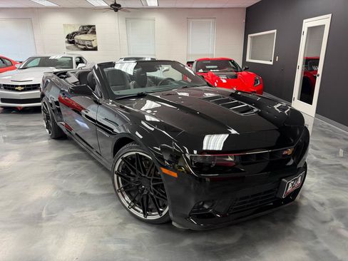 Used 2014 Chevrolet Camaro SS w/ RS Package RWD image 2