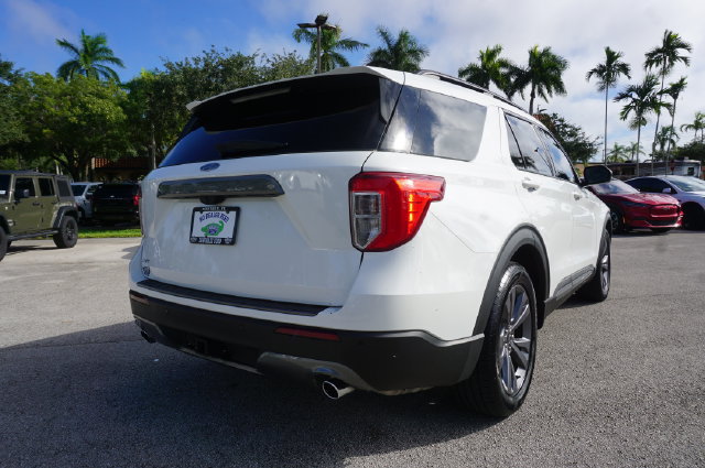 Used 2023 Ford Explorer XLT w/ Equipment Group 202A RWD image 7