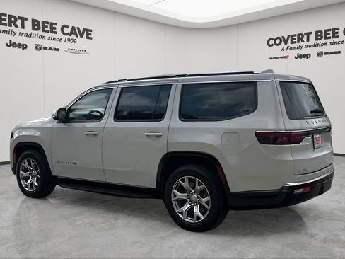 Used 2022 Jeep Wagoneer Series II image 6