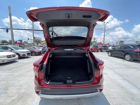 Used 2025 Chevrolet Trax LT w/ Driver Confidence Package FWD image 14