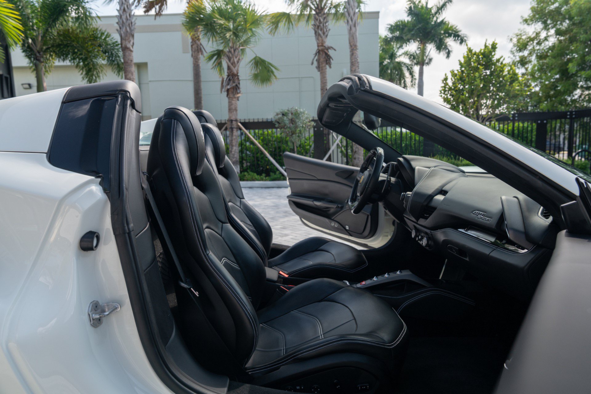 Used 2019 Ferrari 488 Spider RWD image 40