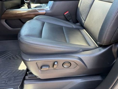Certified 2025 Chevrolet Silverado 1500 LT Trail Boss w/ Convenience Package II AWD/4WD image 22