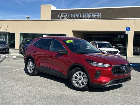 Used 2023 Ford Escape Active w/ Tech Pack #1 image 1