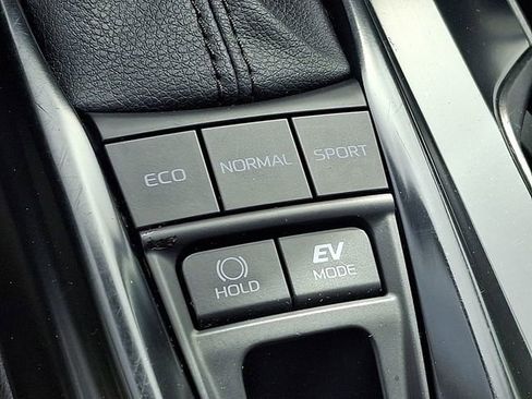 Used 2025 Toyota Camry LE image 26