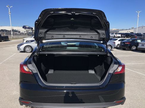 Used 2026 Toyota Camry SE image 21