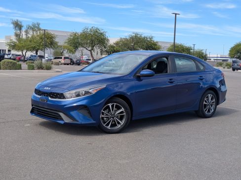 Used 2024 Kia Forte LXS FWD image 31